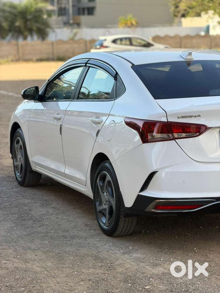 Hyundai Verna 1.5 S Plus Petrol Mt, 2021, Cng & Hybrids