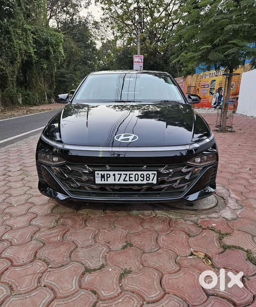 Hyundai Verna 1.5 Sx Petrol Mt, 2023, Petrol