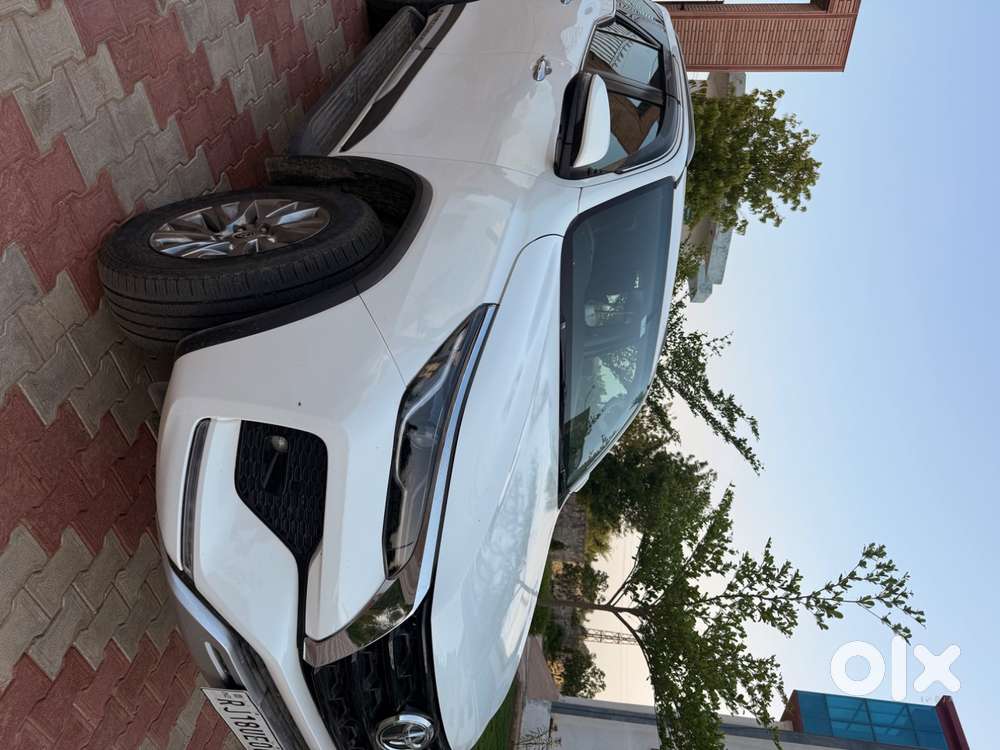Toyota Fortuner 2022 Diesel Well Maintained