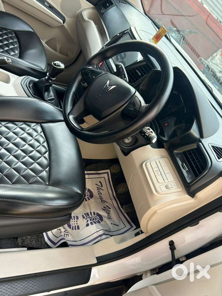 Mahindra Xuv300 Diesel 2024 Showroom Condition
