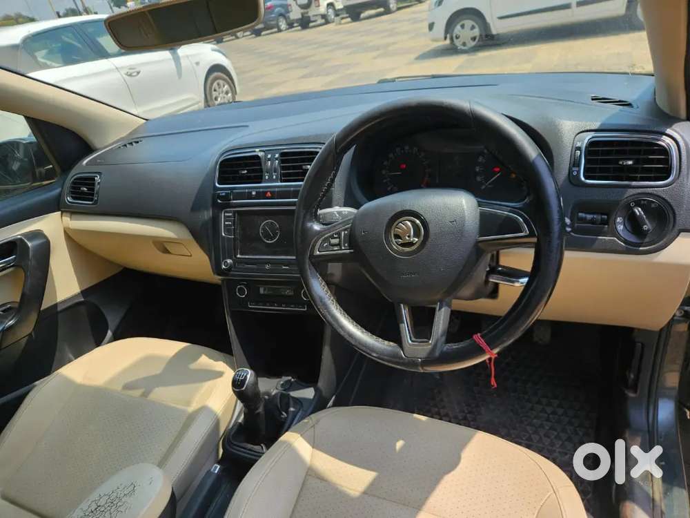 Skoda Rapid 2017 Diesel 122000 Km Driven Clean Condition