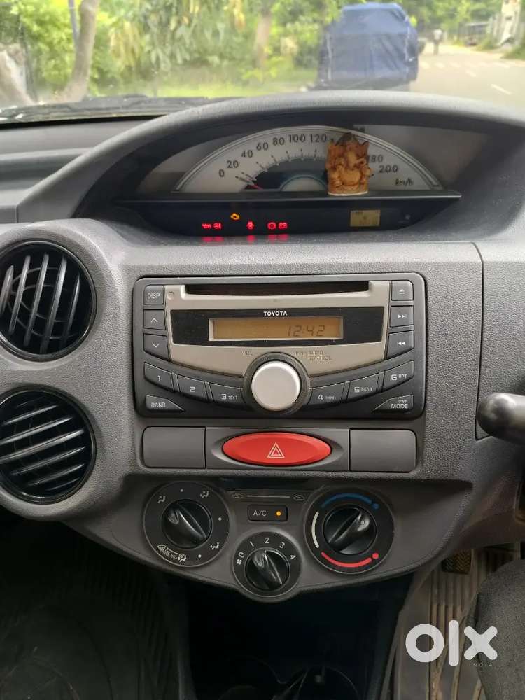 Toyota Etios 1.5 G 2012
