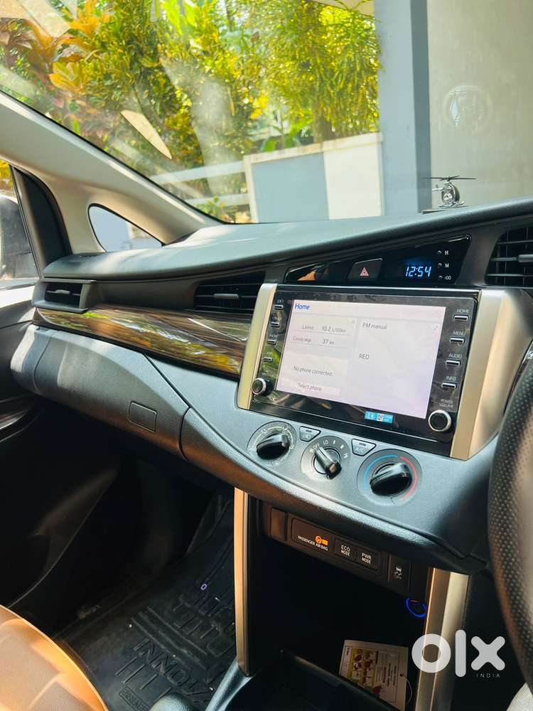 Toyota Innova Crysta 2022