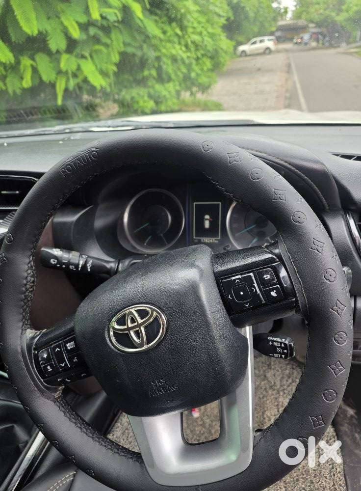 Toyota Fortuner 4x2 At 2.8 Diesel, 2019, Diesel