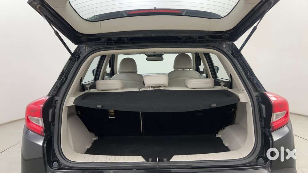 Mahindra Xuv300 W8 Option, 2021, Petrol