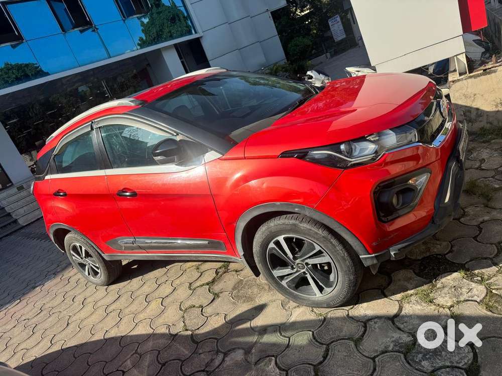 Tata Nexon Amt 1.2 Revotron Xma, 2020, Petrol