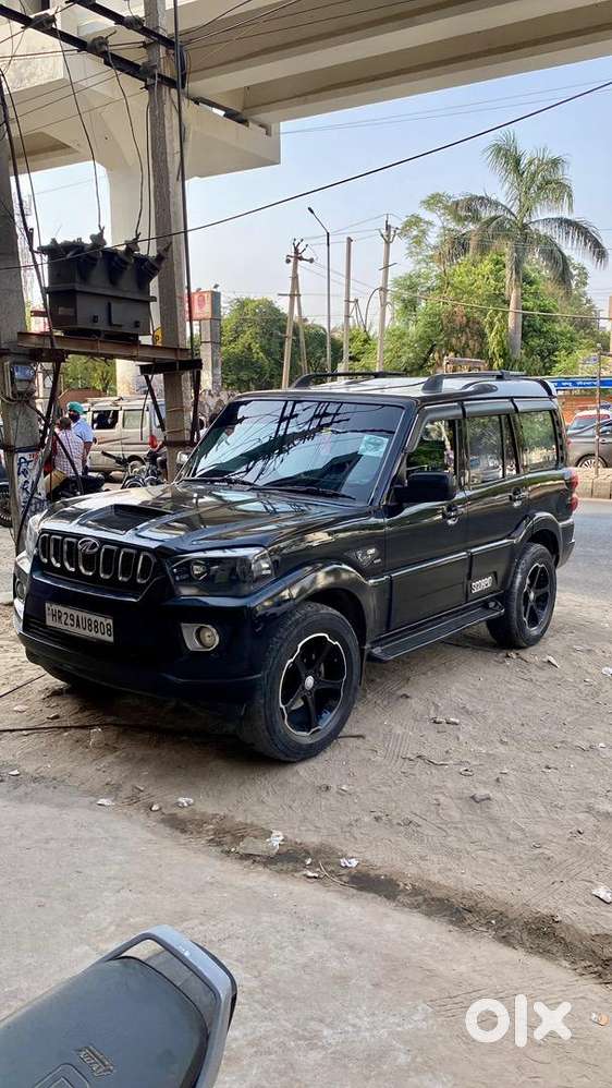 Mahindra Diesel Car 2019