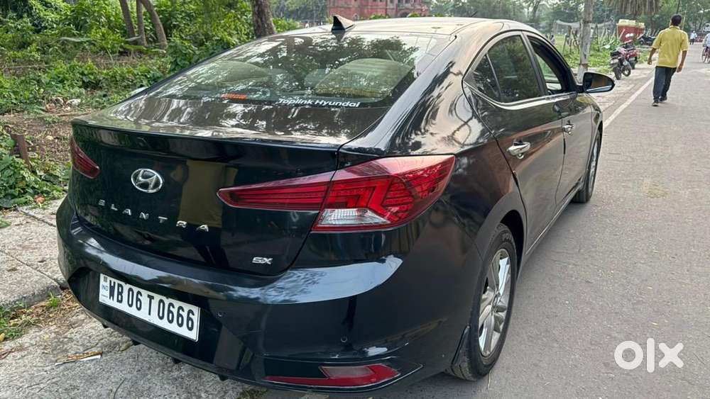 Hyundai Elantra 2020 Petrol Well Maintained