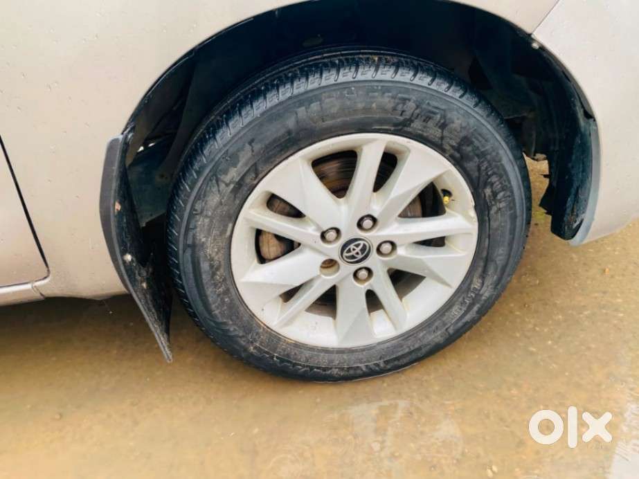 Toyota Innova Crysta, 2016, Diesel