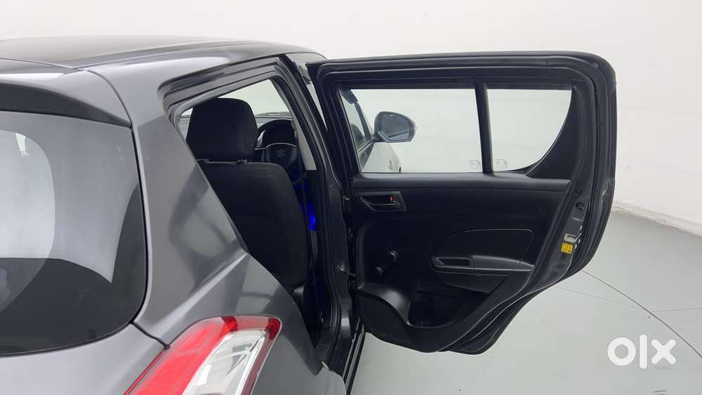 Maruti Suzuki Swift 1.2 Lxi (o), 2015, Petrol