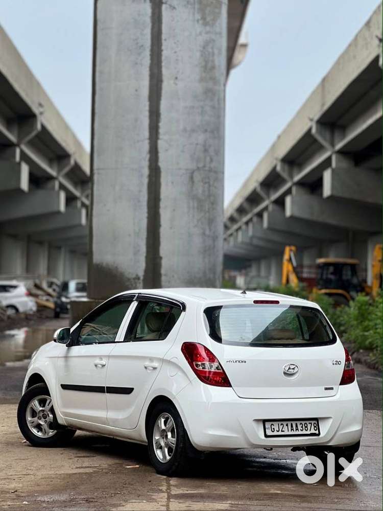 Hyundai I20 Sportz 1.2 Bs-iv, 2011, Cng & Hybrids