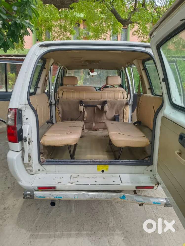 Chevrolet Tavera Neo 2015