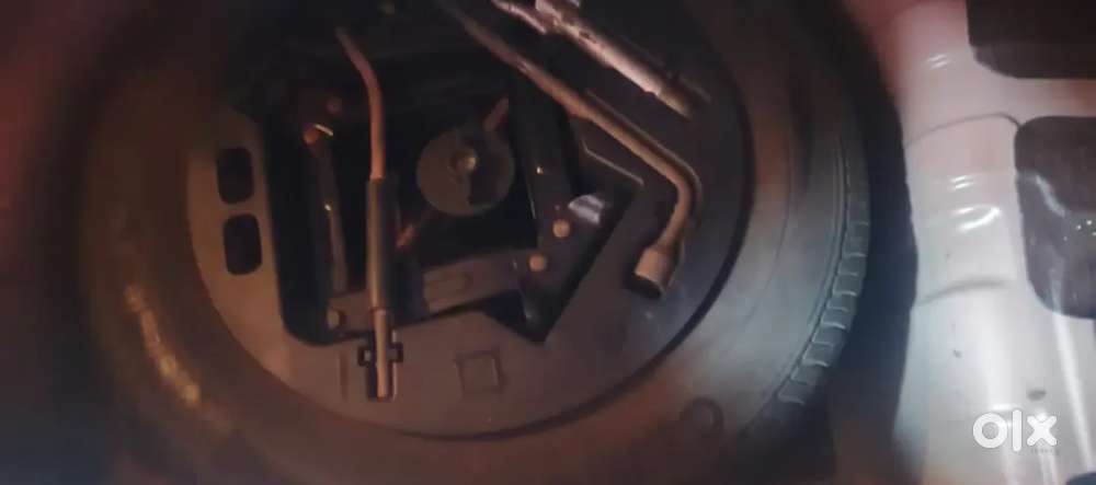 Kuv 100 Single Owner Just 22000 Km Done  Diesel 24 Kmpl Meileage