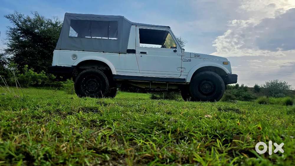 Maruti Suzuki Gypsy 2000 King Soft Top
