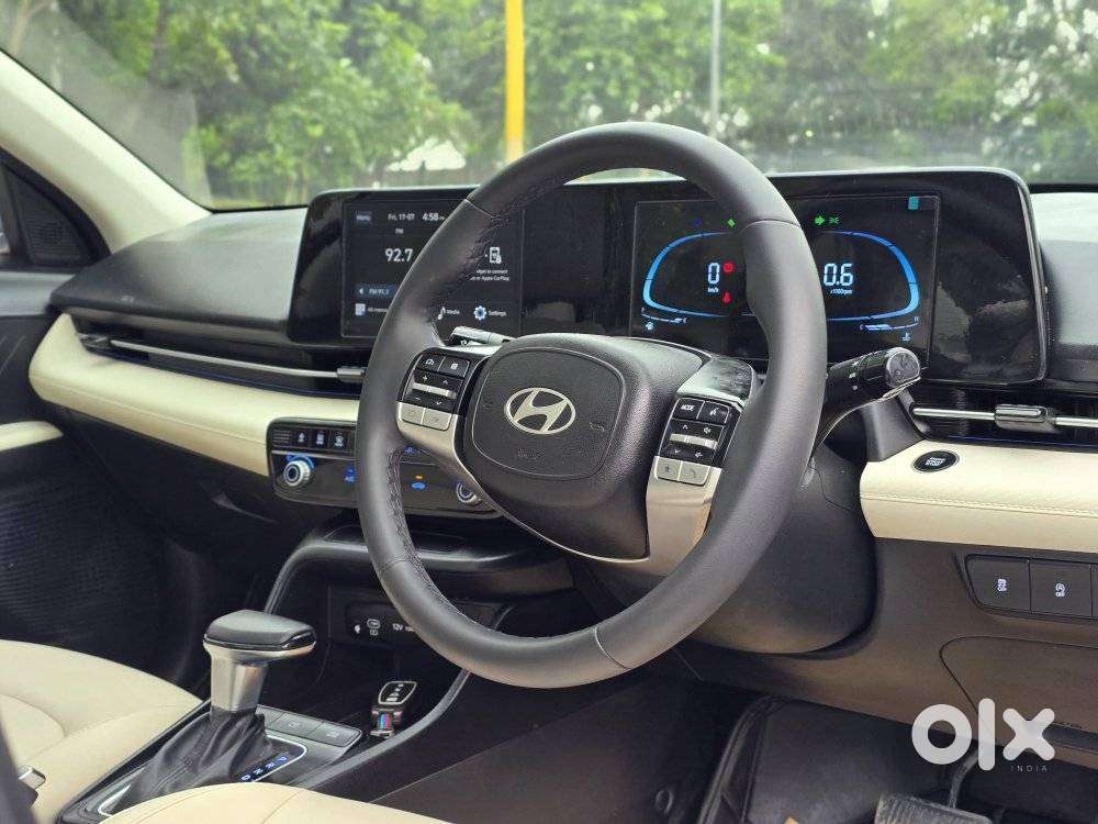 Hyundai Verna Sx 1.5 Petrol Ivt, 2023, Petrol