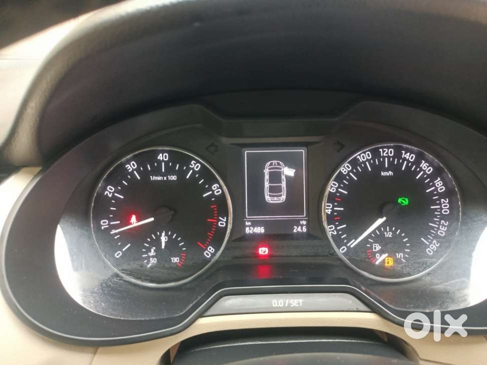 Skoda Octavia 1.8 Tsi Style Plus At, 2016, Petrol