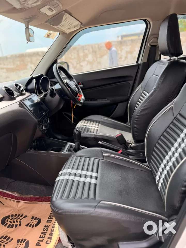 Maruti Suzuki Swift Vxi, 2022, Petrol