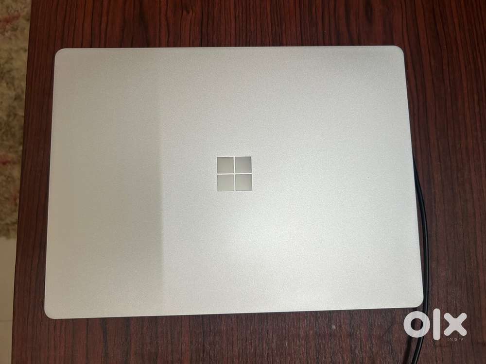 Microsoft Surface Laptop Go | i5 10th Gen | 8GB | 128GB SSD | Like New