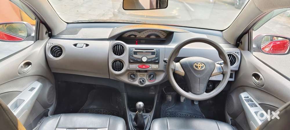 Toyota Etios Liva V Sp*, 2011, Petrol