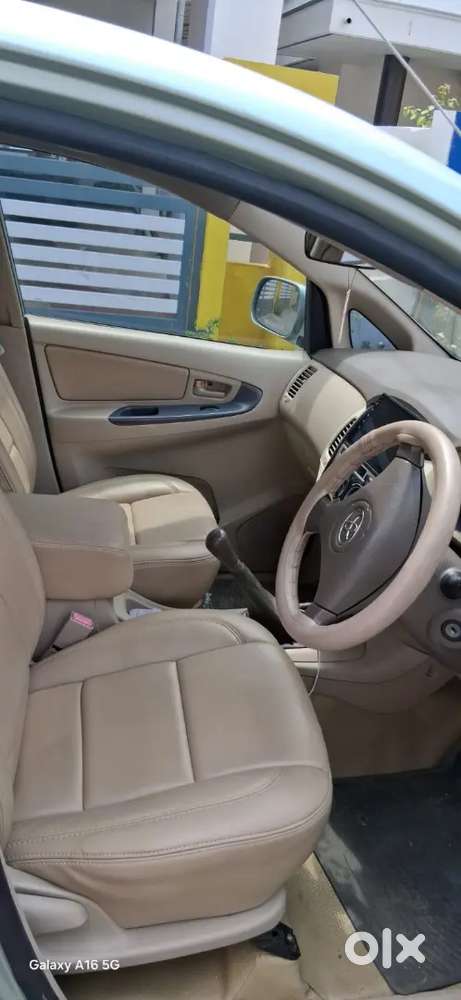 Toyota Innova 2005 Diesel Well Maintained