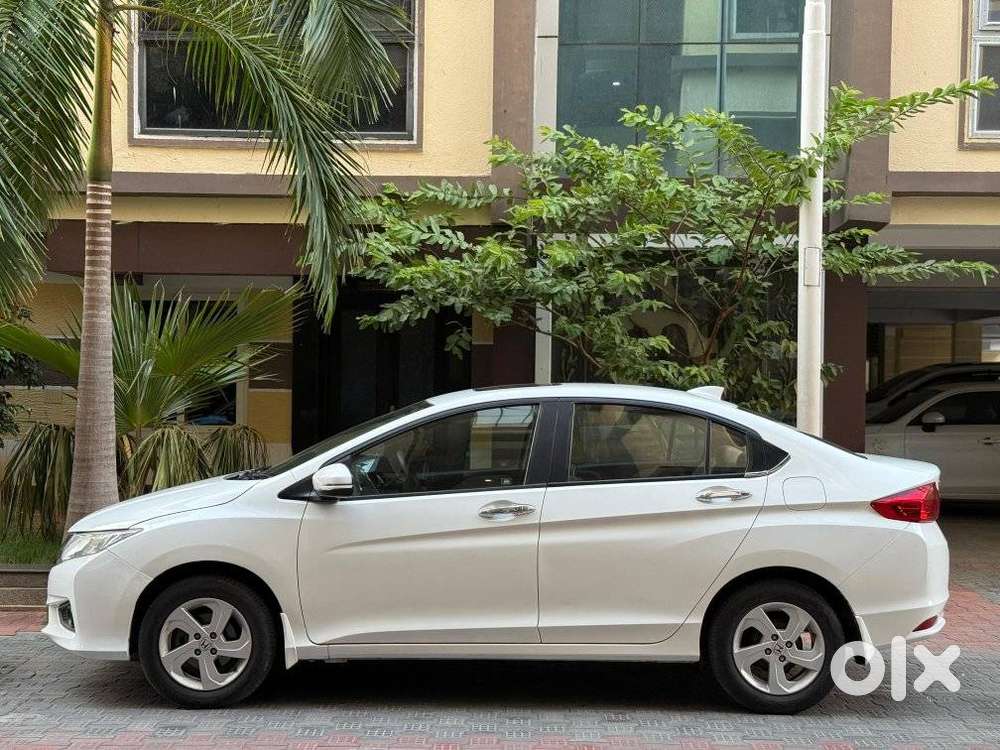 Honda City, 2015, Petrol