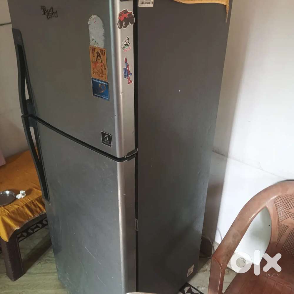 Whirlpool double-door refrigerator fridge