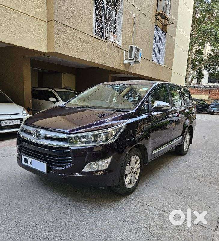 Toyota Innova Crysta 2.8z Automatic, 2016, Diesel