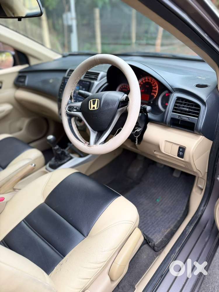 Honda City, 2011, Petrol