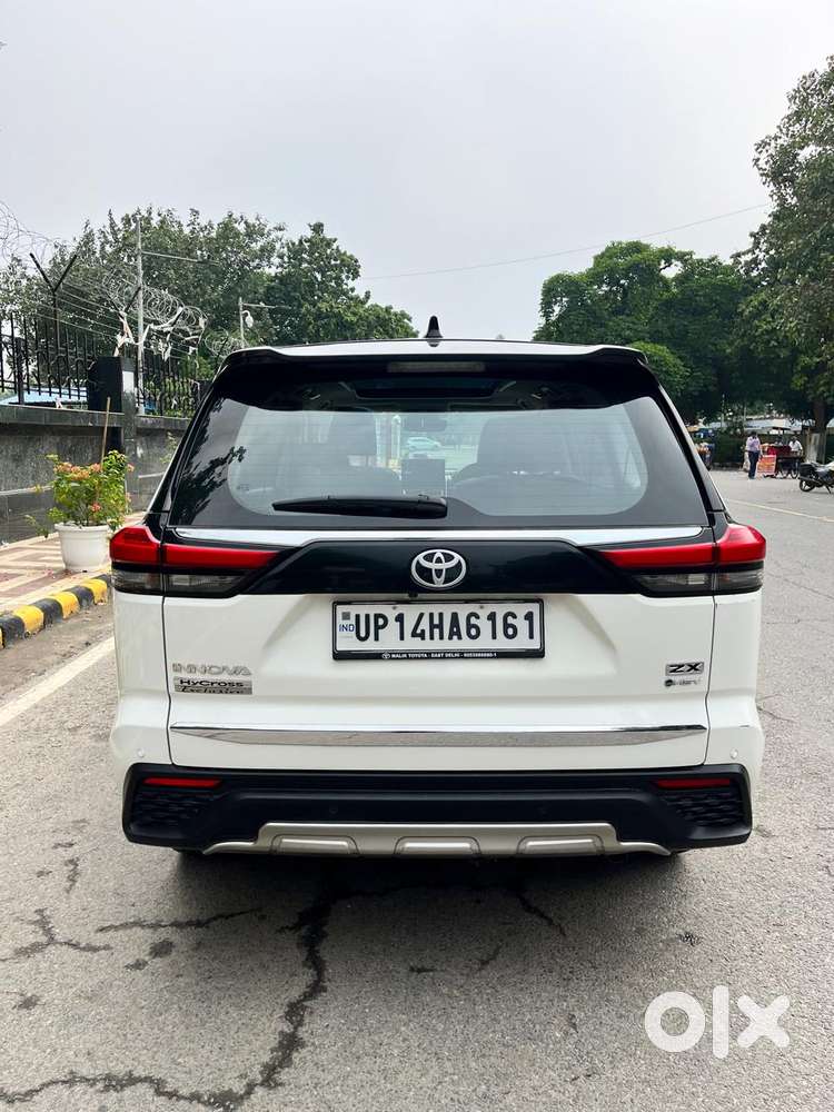 Toyota Innova Hycross 2.0 Zx (o) Hybrid 7 Str, 2026, Diesel