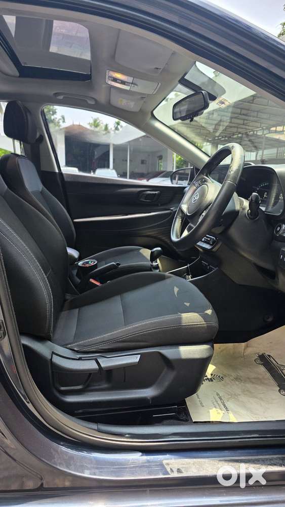 Hyundai I20 Asta (o) 1.2 Mt, 2023, Petrol