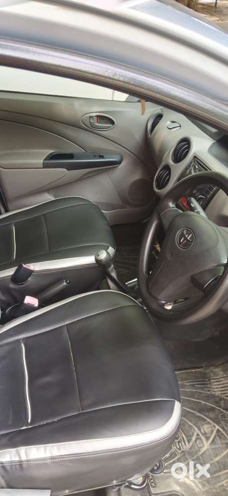 Toyota Etios Liva Petrol Manual 2011