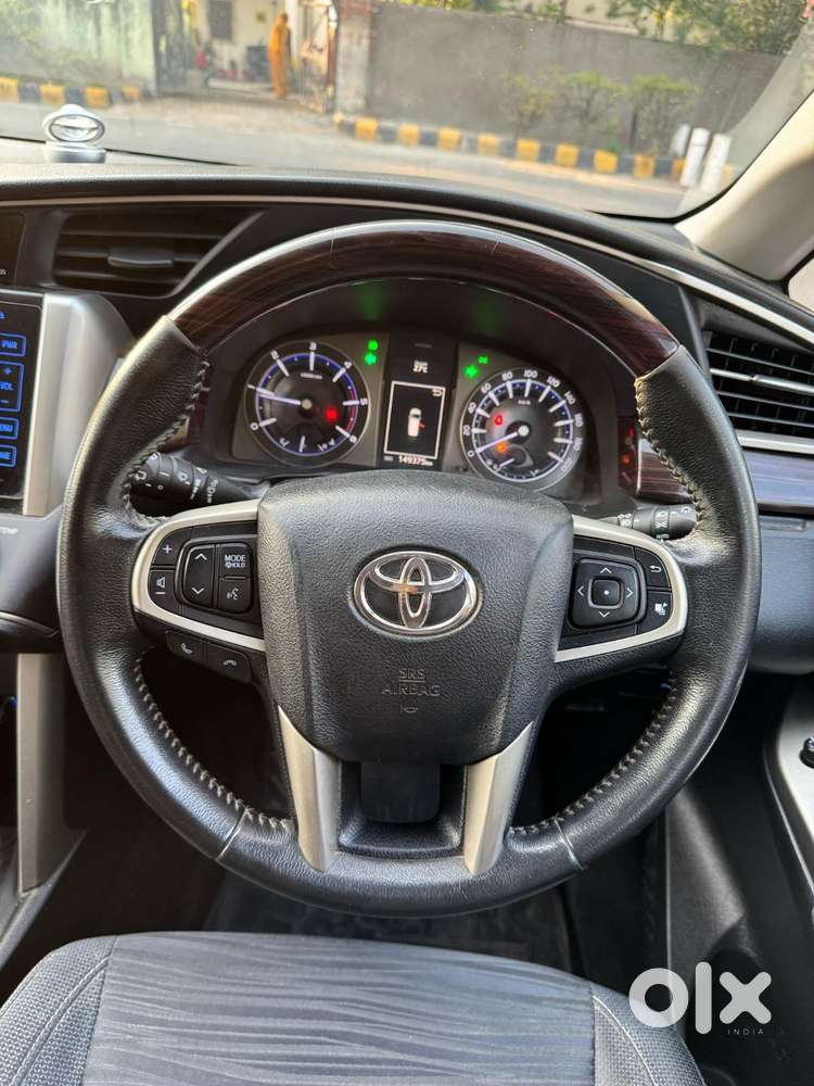 Toyota Innova Crysta