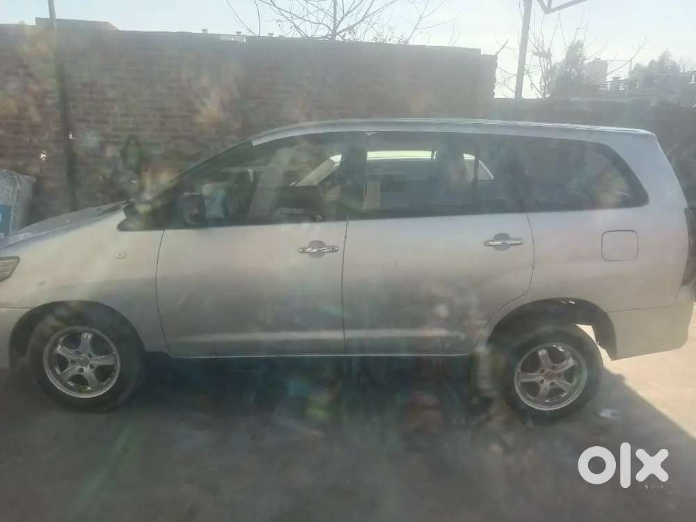 Innova G4 2nd Owner Passing 29/9/2026 Tk 2011 Model