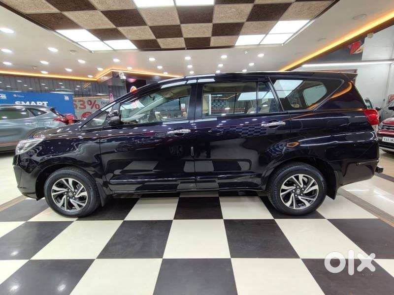 Toyota Innova Crysta [2020-ongoing] 2.4 Gx At 7 Str, 2021, Diesel