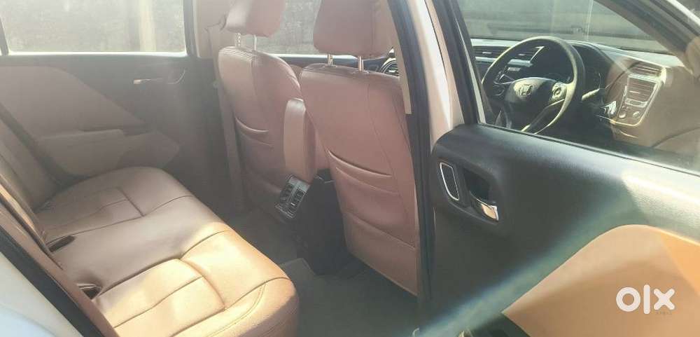 Honda City V At I-vtec, 2017, Petrol
