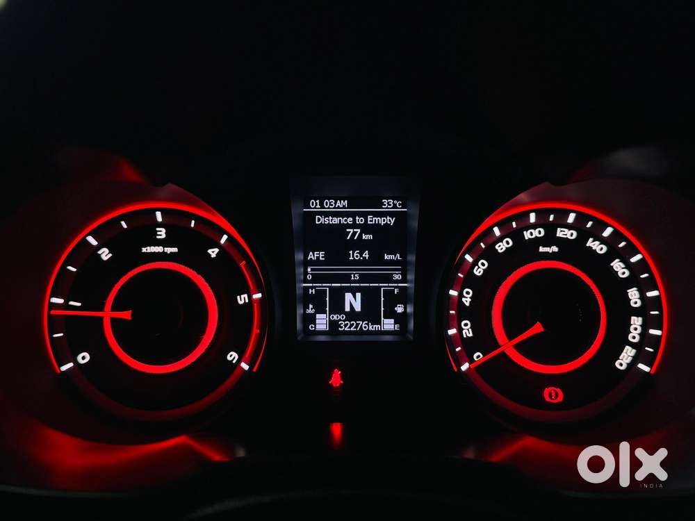 Mahindra Xuv300 W6 Amt Diesel, 2023, Diesel