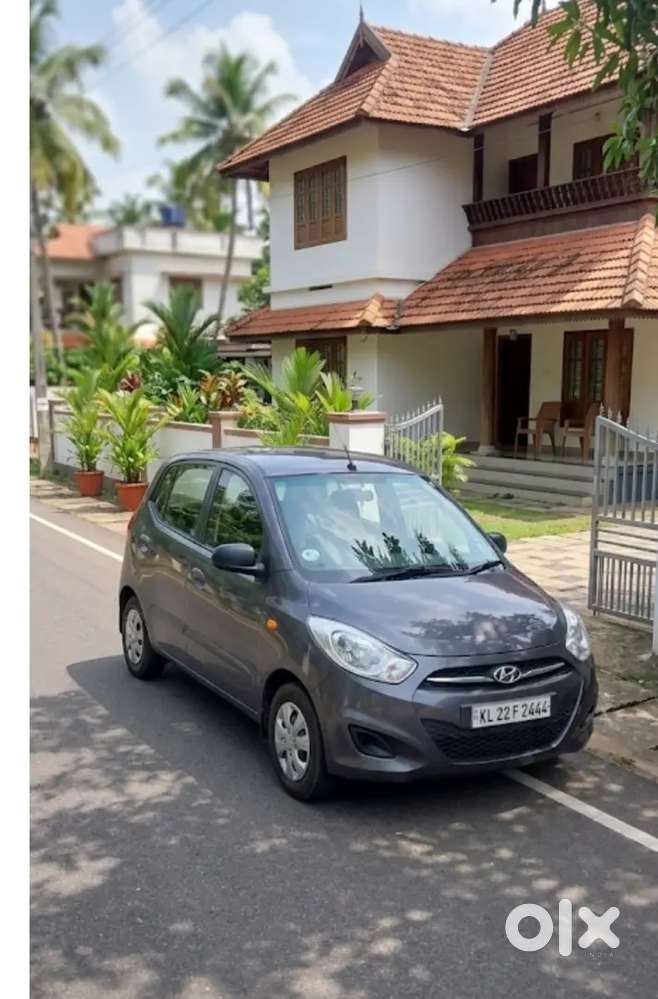 Hyundai I10 2013 December Model Full Service Company Petrol 71000 Km