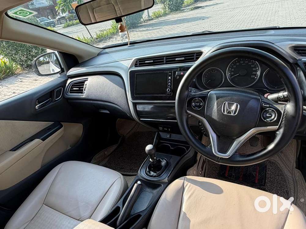 Honda City 2019 Petrol 90000 Km Driven Single Hand Driven New Tyres