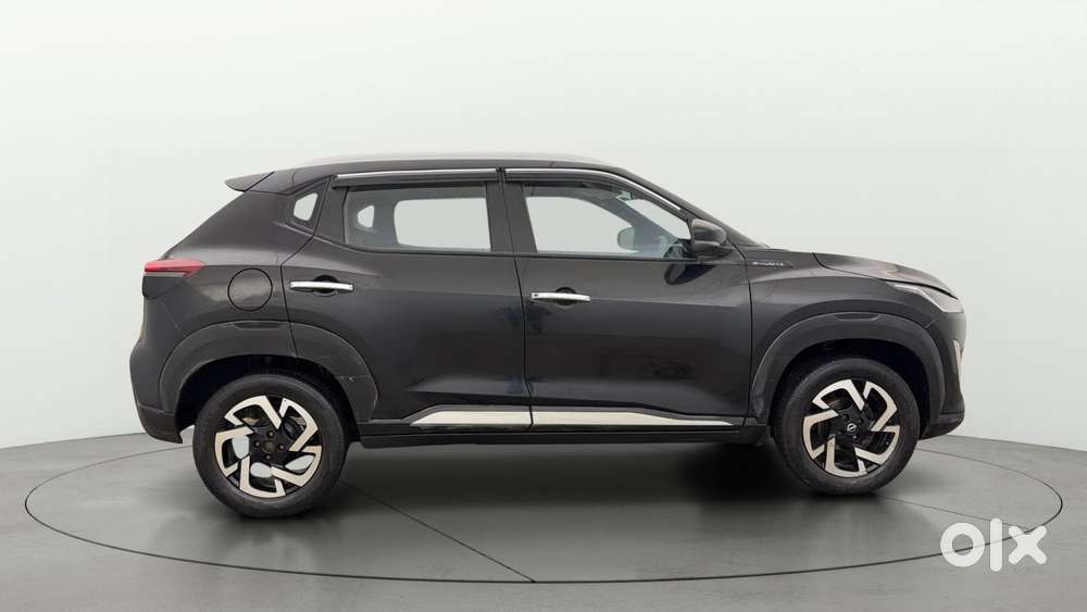 Nissan Magnite 1.0 Xv, 2022, Petrol