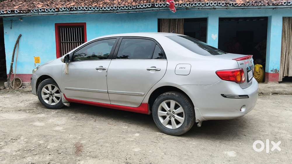 Toyota Corolla Altis Petrol Well Maintained