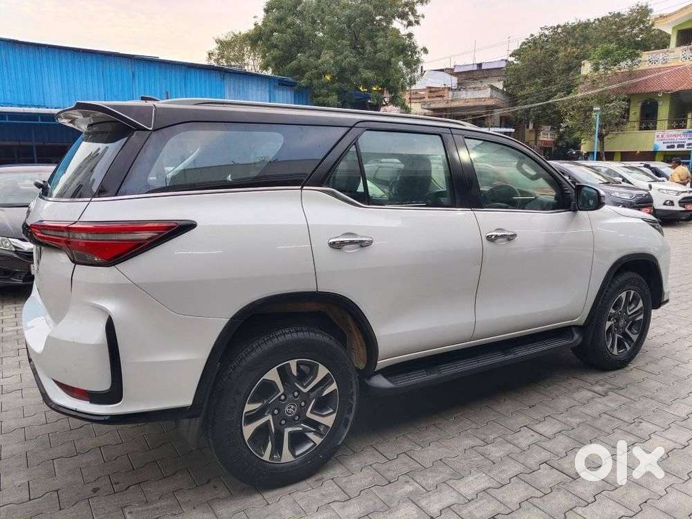 Toyota Fortuner Legender 4x2 At 2.8, 2023, Diesel