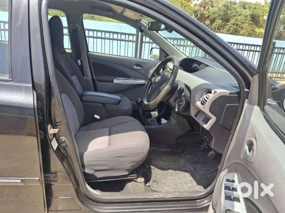 Toyota Etios 2010-2012 V, 2011, Petrol