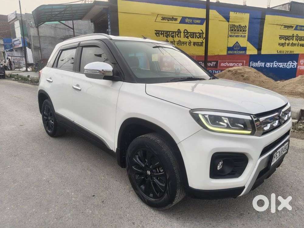 Maruti Suzuki Brezza 1.5 Zxi Plus At Smart Hybrid, 2021, Petrol