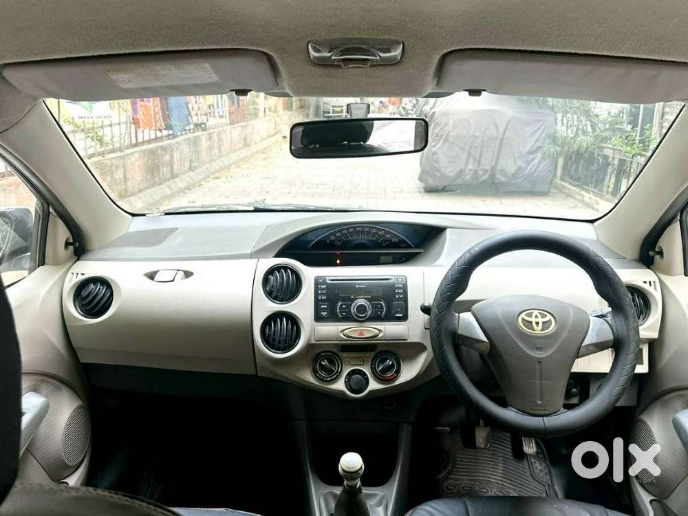 Toyota Etios Liva G Exclusive, 2014, Petrol