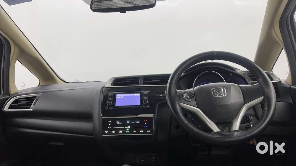 Honda Jazz [2020-2023] 1.2 V I-vtec Mt, 2017, Petrol