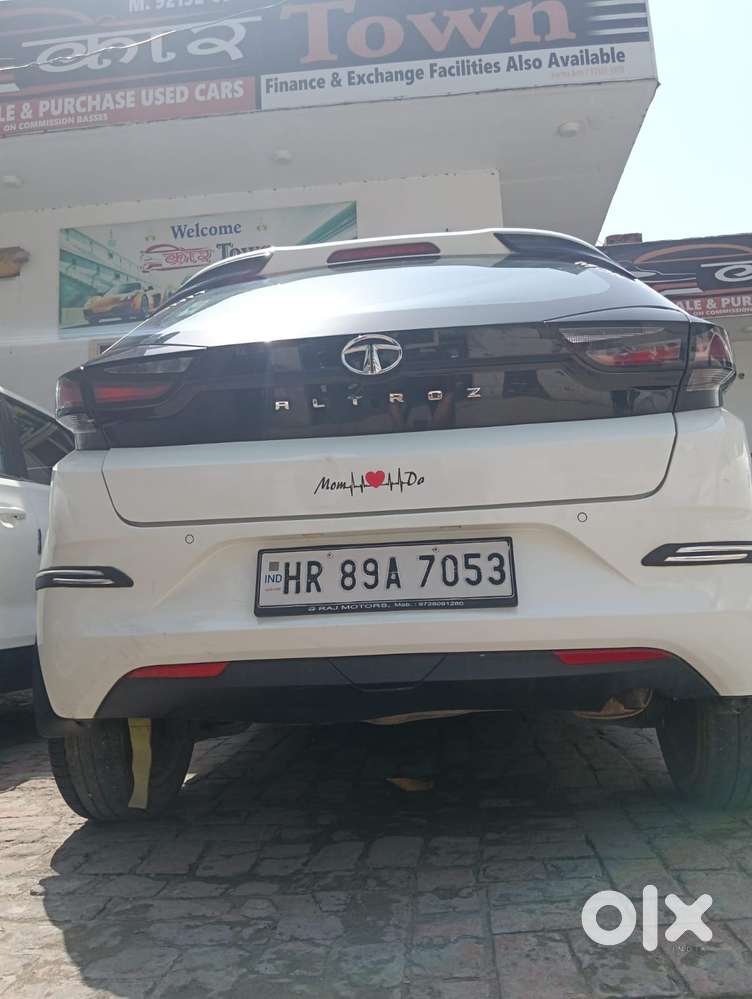 Tata Altroz 1.2 Xm Plus, 2022, Petrol