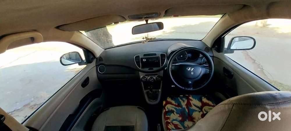 Hyundai I10 Era 2012  Petrol + Cng  89,500 Km  Good Condition