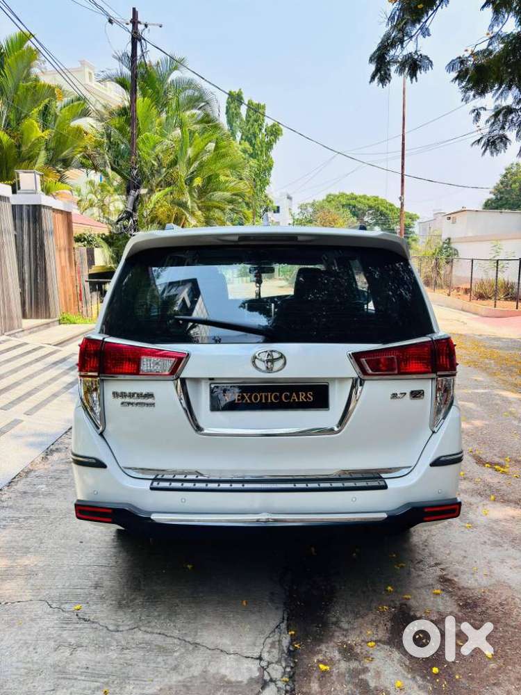 Toyota Innova Crysta [2020-ongoing] 2.7 Zx At 7 Str, 2022, Petrol