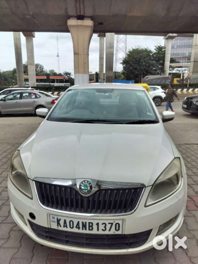 Skoda Rapid Ambition 1.6 Tdi Cr Manual Plus, 2013, Diesel
