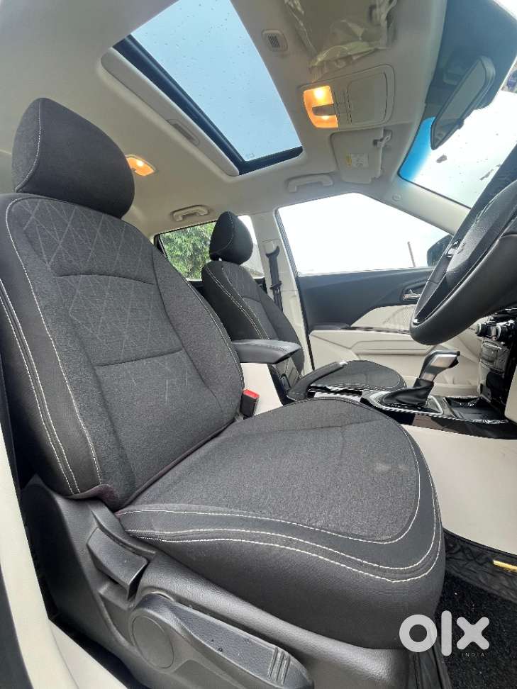 Mahindra Xuv 3xo Ax5 Pm At, 2024, Petrol
